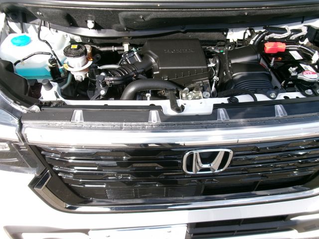 HONDA N BOX CUSTOM 2024 Image 31