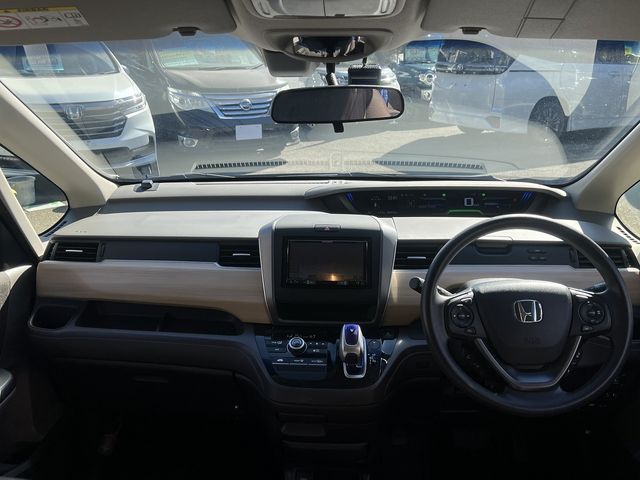 HONDA FREED HYBRID 2017 Image 31