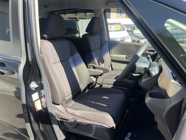 HONDA FREED HYBRID 2017 Image 31