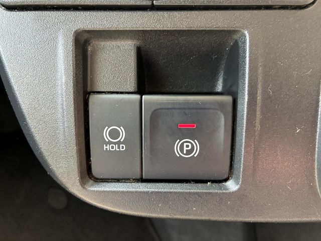 DAIHATSU TANTO FAN CROSS 2023 Image 31