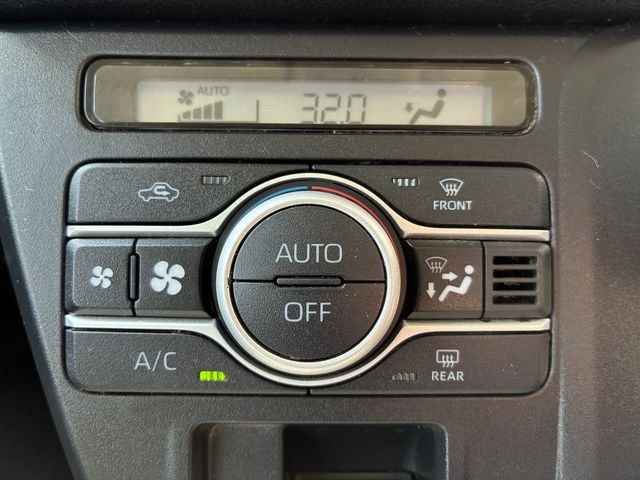 DAIHATSU TANTO FAN CROSS 2023 Image 31