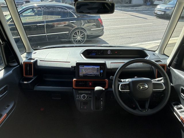 DAIHATSU TANTO FAN CROSS 2023 Image 31