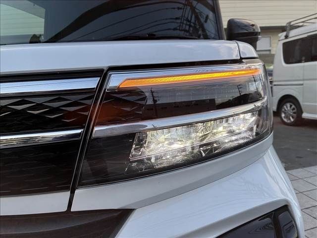 DAIHATSU TANTO CUSTOM 4WD 2023 Image 31