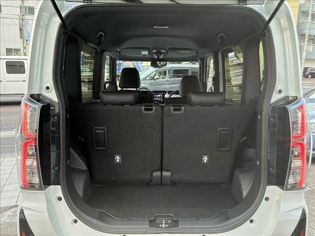 DAIHATSU TANTO CUSTOM 4WD 2023 Image 31