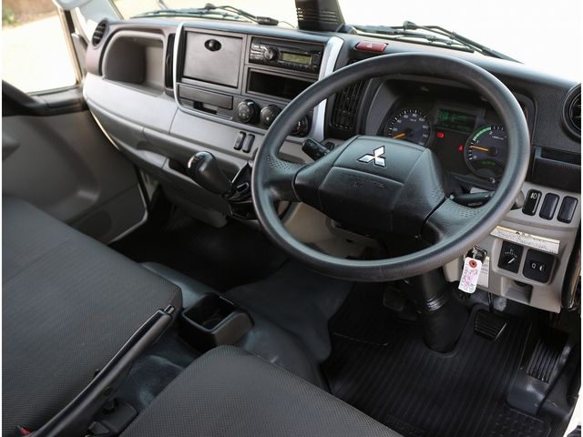 MITSUBISHI CANTER 2020 Image 31