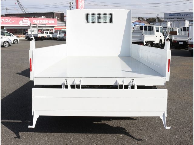 MITSUBISHI CANTER 2020 Image 31