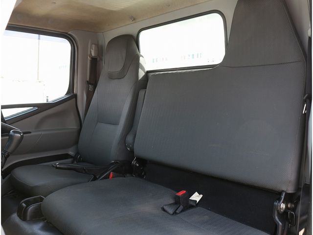 MITSUBISHI CANTER 2020 Image 31