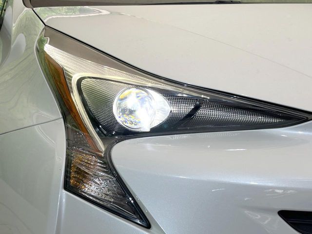 TOYOTA PRIUS 2018 Image 31