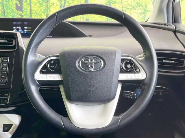 TOYOTA PRIUS 2018 Image 31