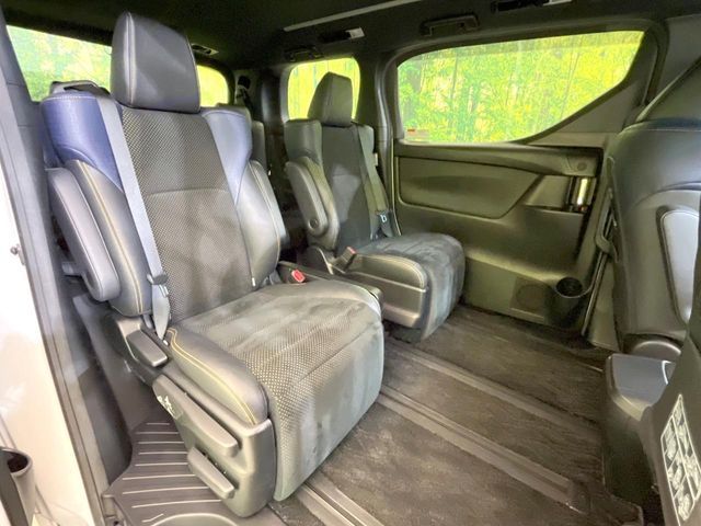 TOYOTA VELLFIRE 2017 Image 31