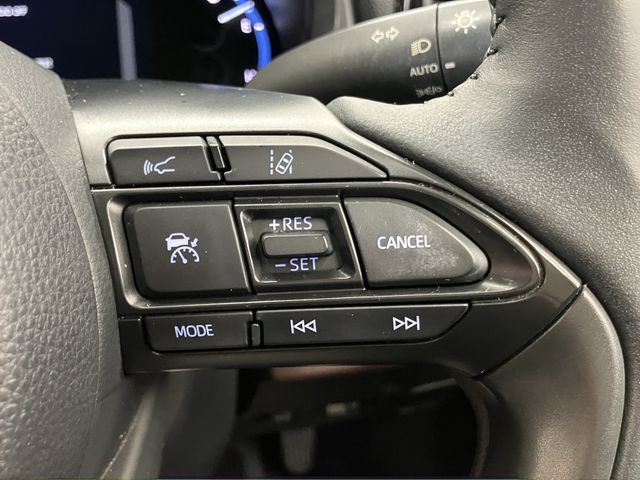 TOYOTA YARIS CROSS 2021 Image 31