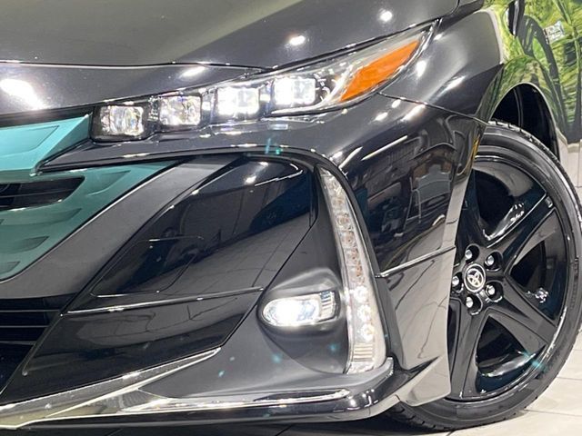 TOYOTA PRIUS PHV 2017 Image 31