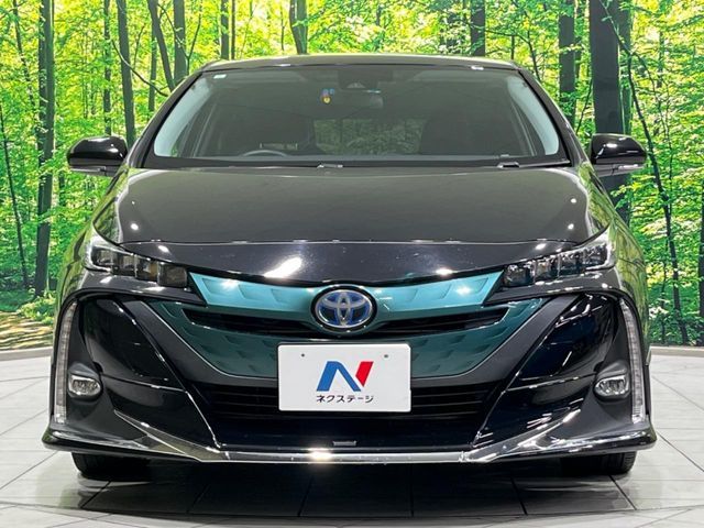 TOYOTA PRIUS PHV 2017 Image 31