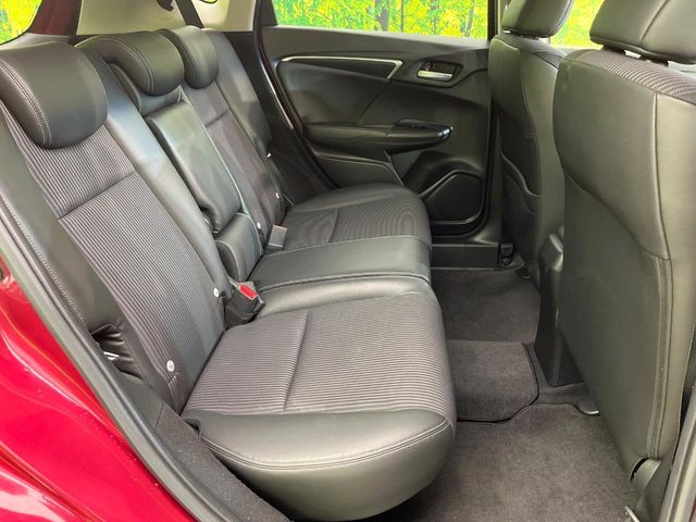 HONDA FIT HYBRID 2017 Image 31