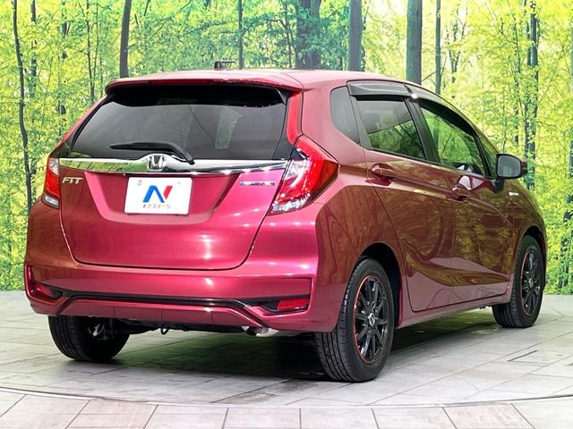 HONDA FIT HYBRID 2017 Image 31