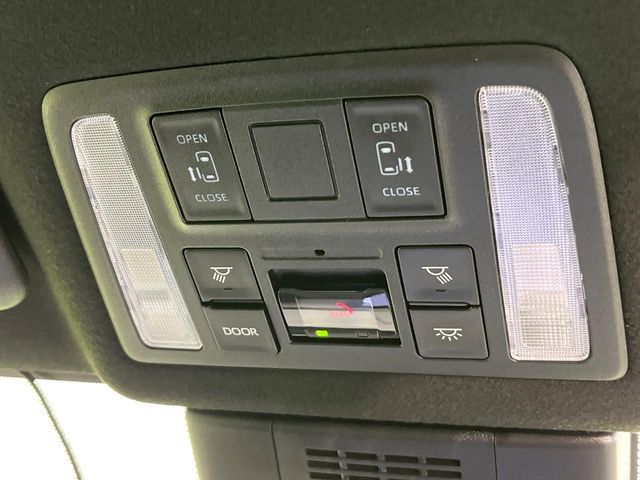 TOYOTA VOXY 4WD 2025 Image 31