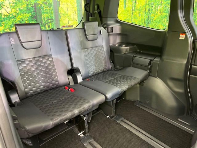 TOYOTA VOXY 4WD 2025 Image 31