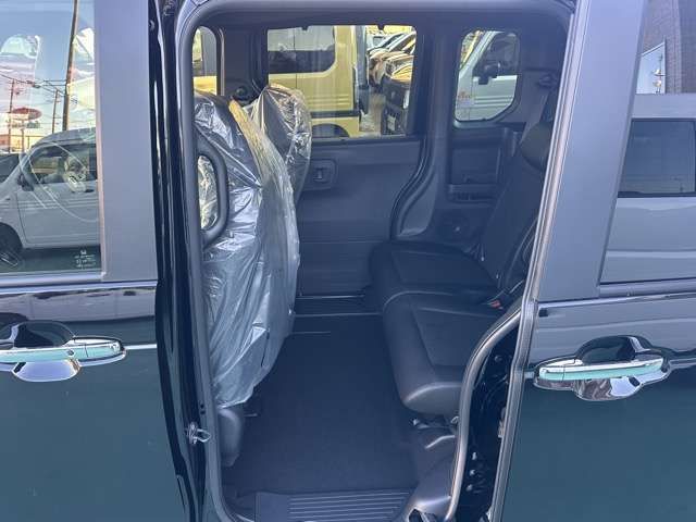 HONDA N BOX CUSTOM 2025 Image 31