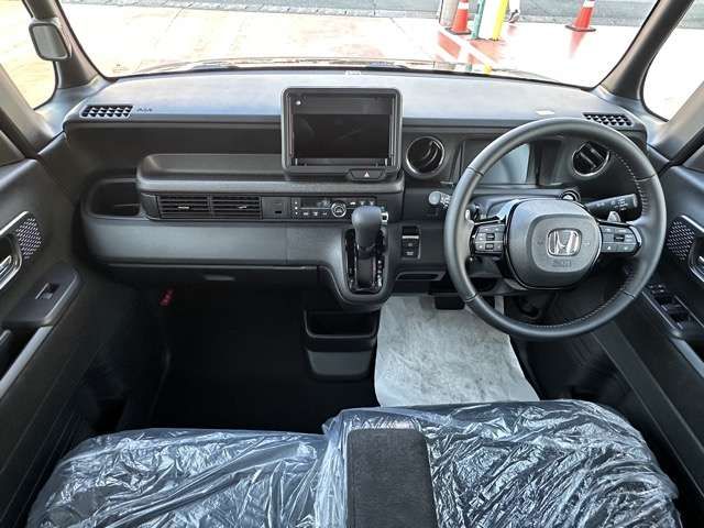 HONDA N BOX CUSTOM 2025 Image 31