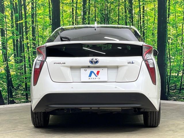 TOYOTA PRIUS 2016 Image 31