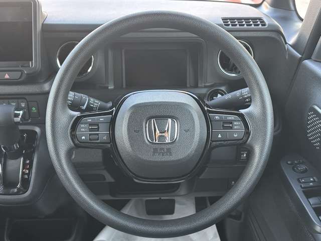 HONDA N BOX CUSTOM 2025 Image 31