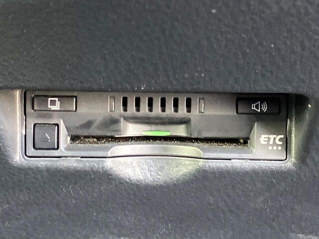 TOYOTA C-HR 2018 Image 31