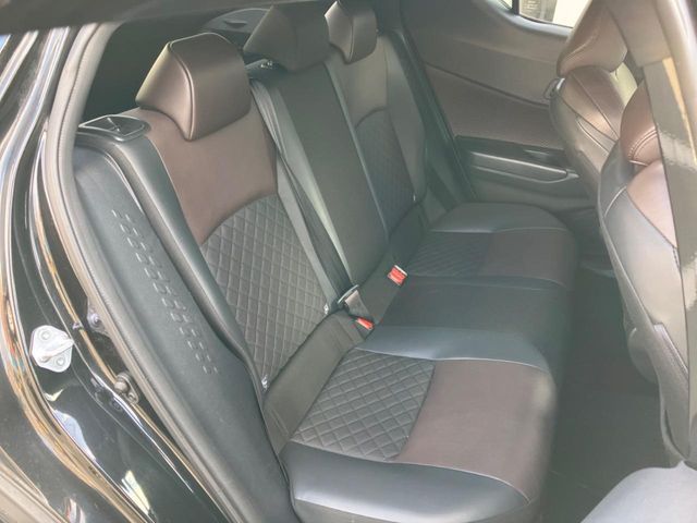 TOYOTA C-HR 2018 Image 31