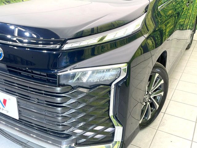 TOYOTA VOXY HYBRID 2025 Image 31