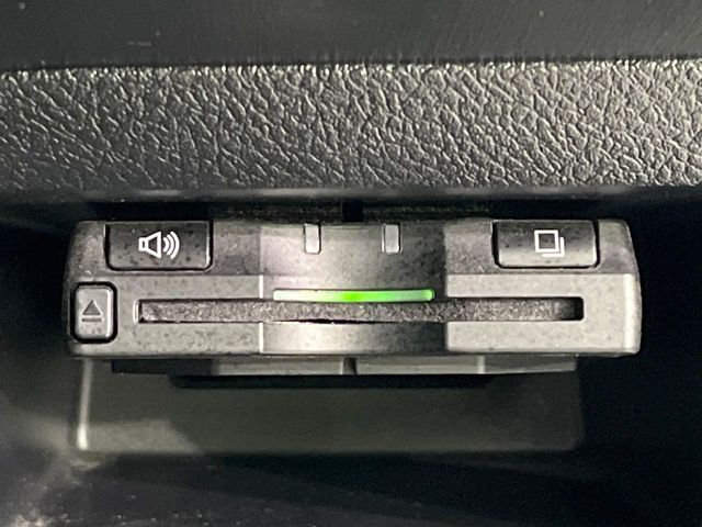 TOYOTA VITZ 2014 Image 31