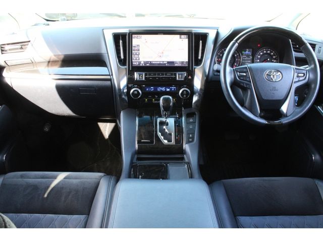 TOYOTA ALPHARD 2015 Image 31