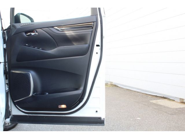 TOYOTA ALPHARD 2015 Image 31
