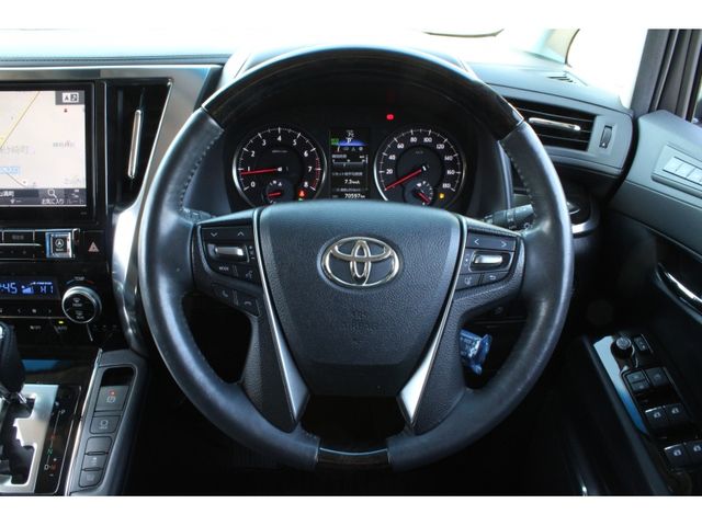 TOYOTA ALPHARD 2015 Image 31