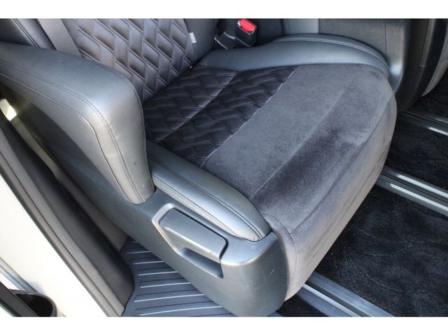 TOYOTA ALPHARD 2015 Image 31