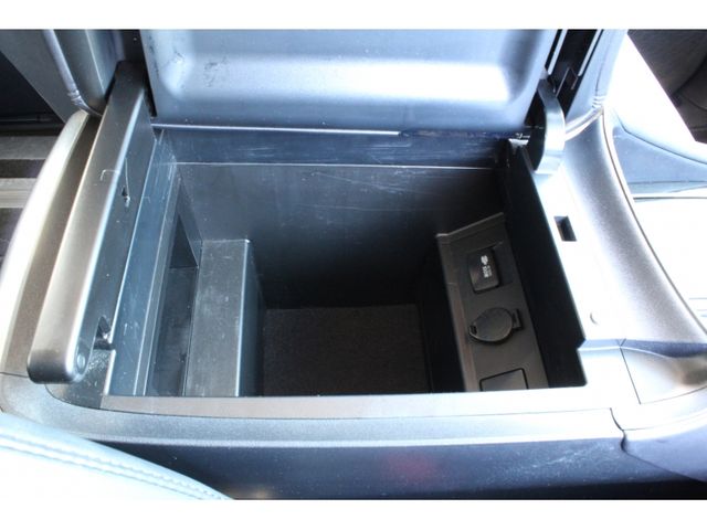 TOYOTA ALPHARD 2015 Image 31