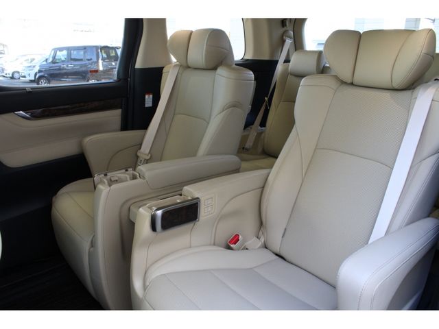 TOYOTA ALPHARD HYBRID 4WD 2021 Image 31