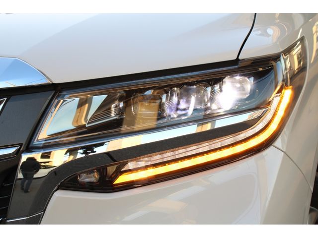 TOYOTA ALPHARD HYBRID 4WD 2021 Image 31