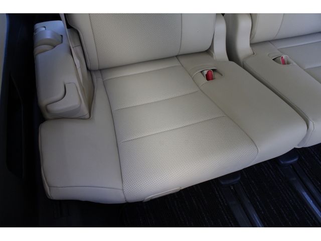 TOYOTA ALPHARD HYBRID 4WD 2021 Image 31