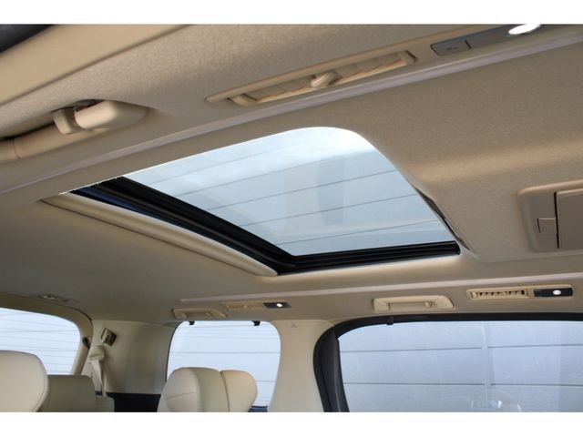 TOYOTA ALPHARD HYBRID 4WD 2021 Image 31