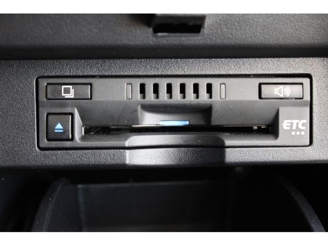 TOYOTA ALPHARD HYBRID 4WD 2021 Image 31