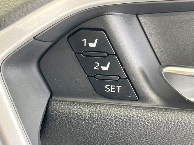 TOYOTA RAV4 HYBRID 4WD 2023 Image 31