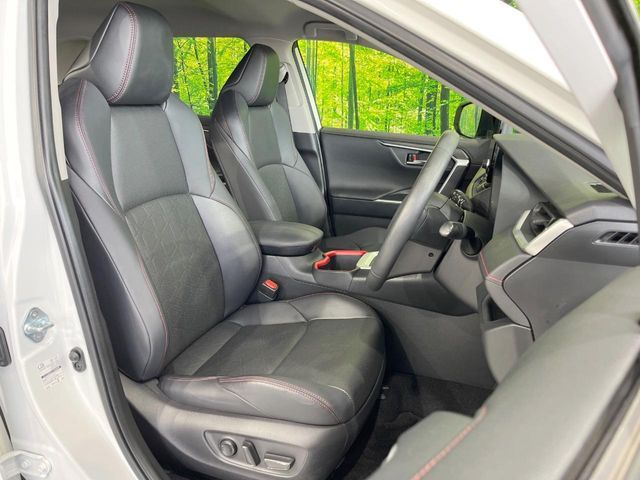 TOYOTA RAV4 HYBRID 4WD 2023 Image 31