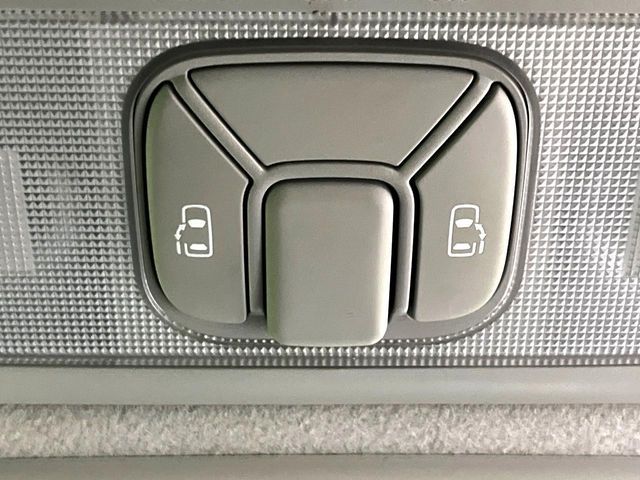 TOYOTA ESTIMA 2013 Image 31