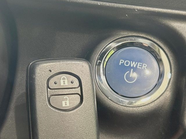 TOYOTA AQUA 2015 Image 31