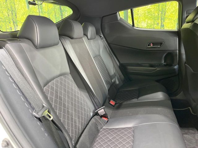 TOYOTA C-HR 2019 Image 31