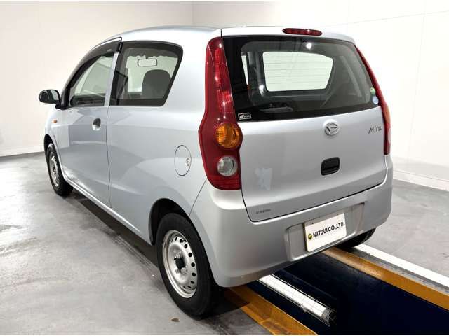 DAIHATSU MIRA VAN 2010 Image 31