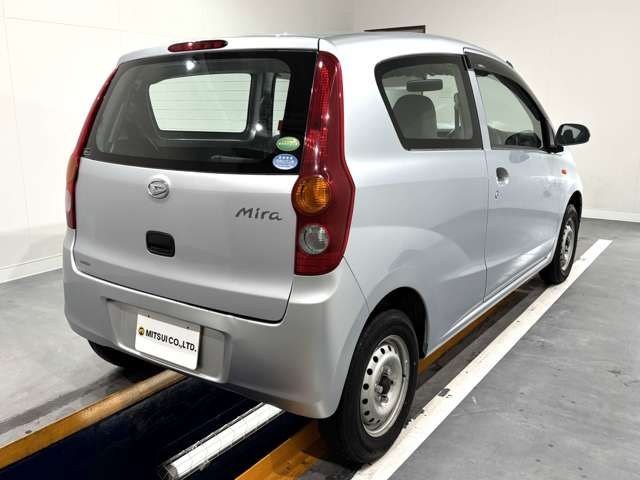 DAIHATSU MIRA VAN 2010 Image 31