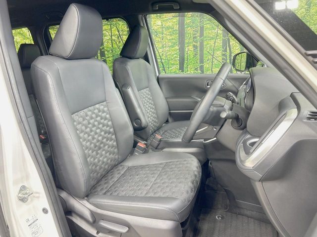 TOYOTA VOXY 2022 Image 31