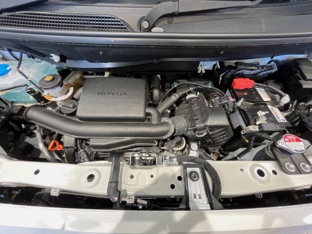 HONDA N BOX 2025 Image 31