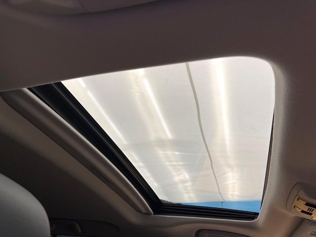 TOYOTA LANDCRUISER PRADO 2023 Image 31