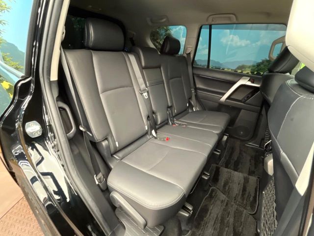 TOYOTA LANDCRUISER PRADO 2023 Image 31